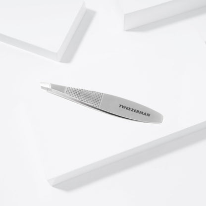 Wide Grip Slant Tweezer